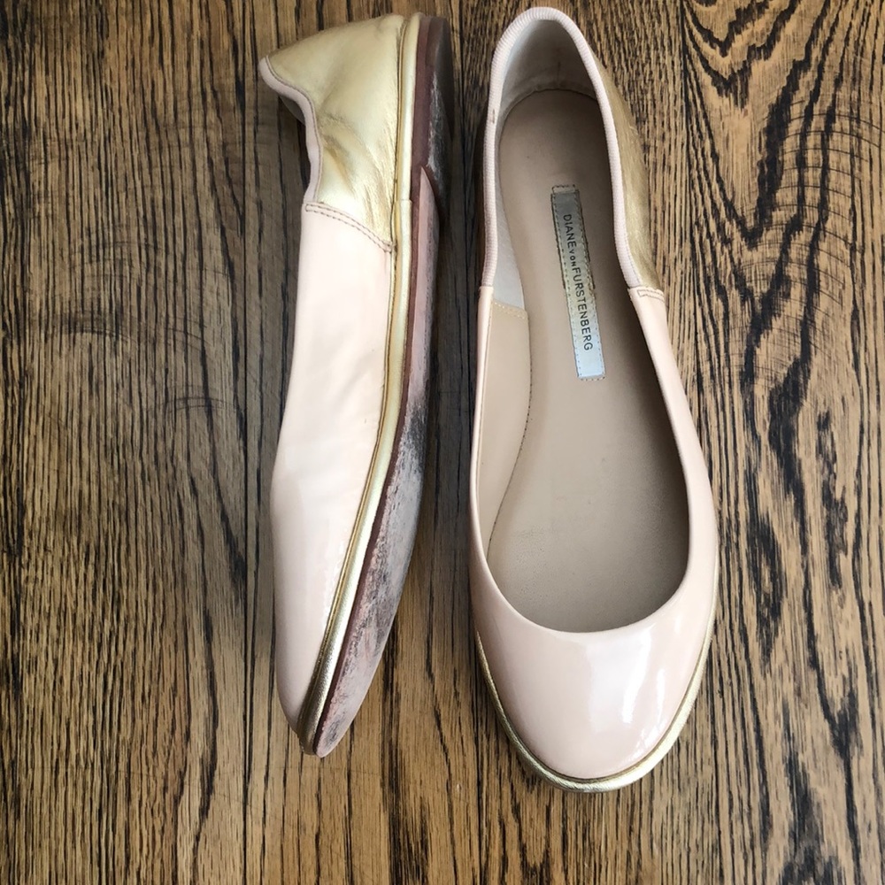 Diane Von Furstenberg Flats in NUDE